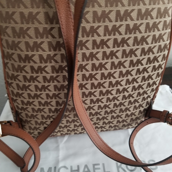 Brand new Michael Kors backpack(full size)